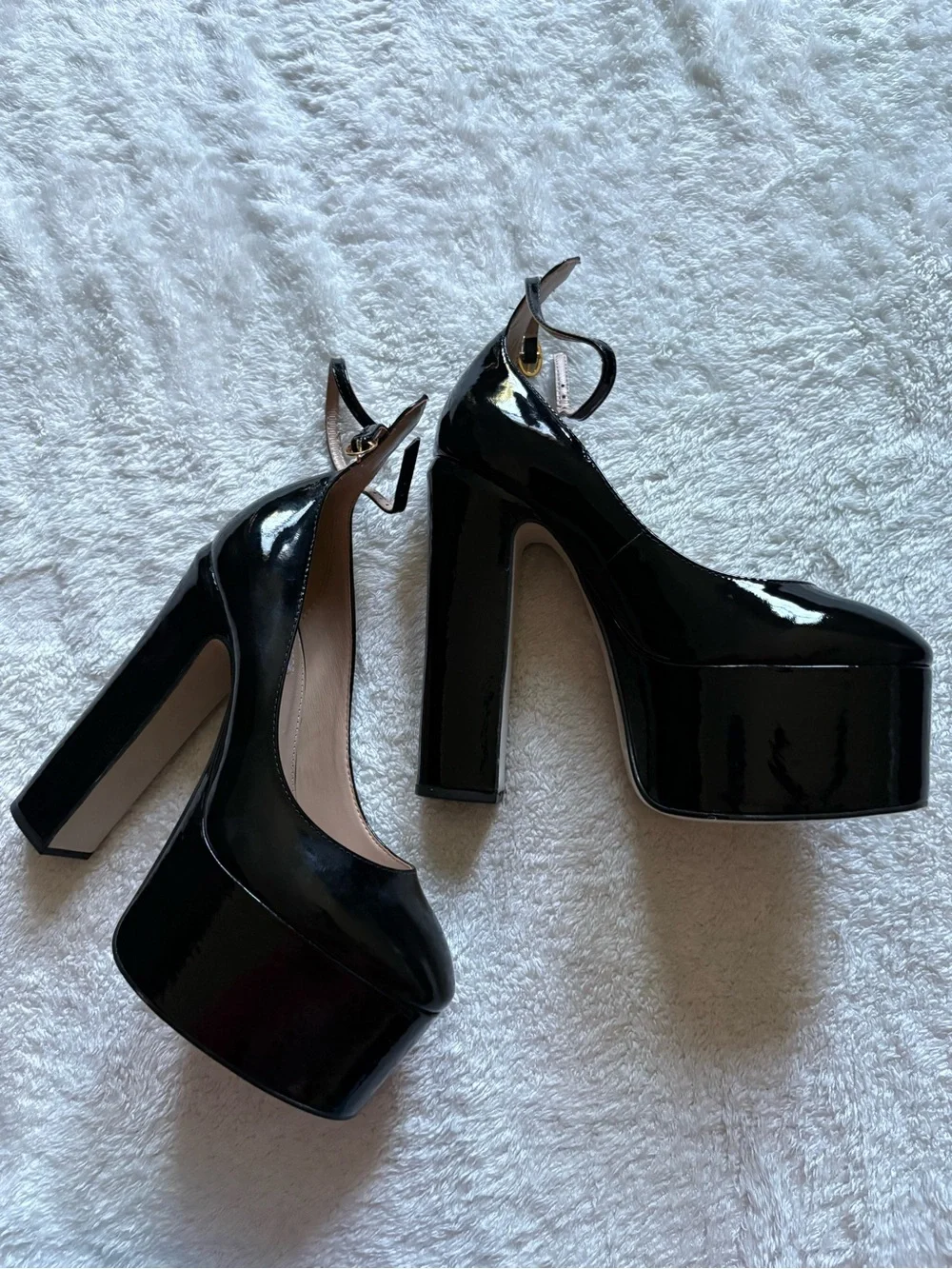 Zigi high shine